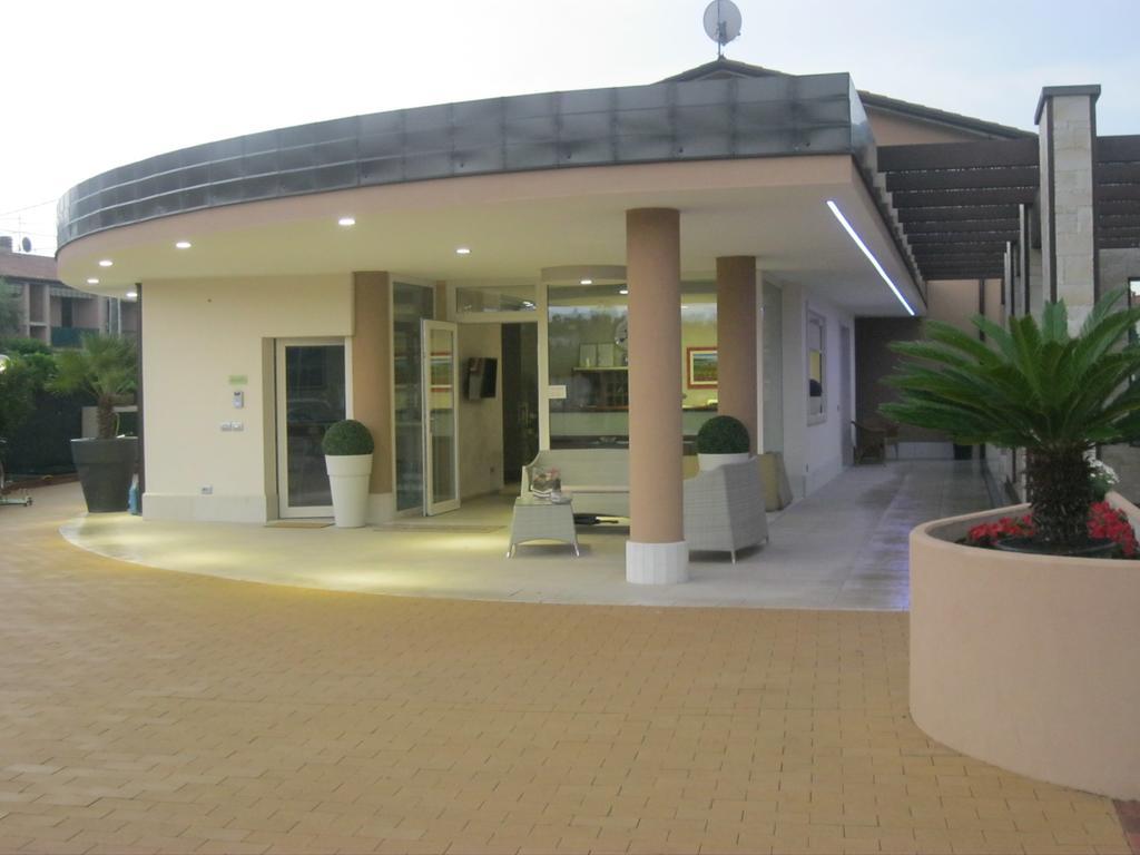 Residence La Margherita Лацизе Екстериор снимка