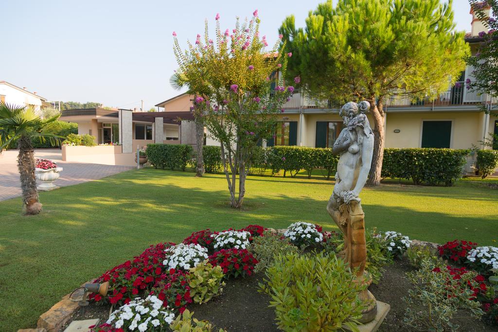 Residence La Margherita Лацизе Екстериор снимка