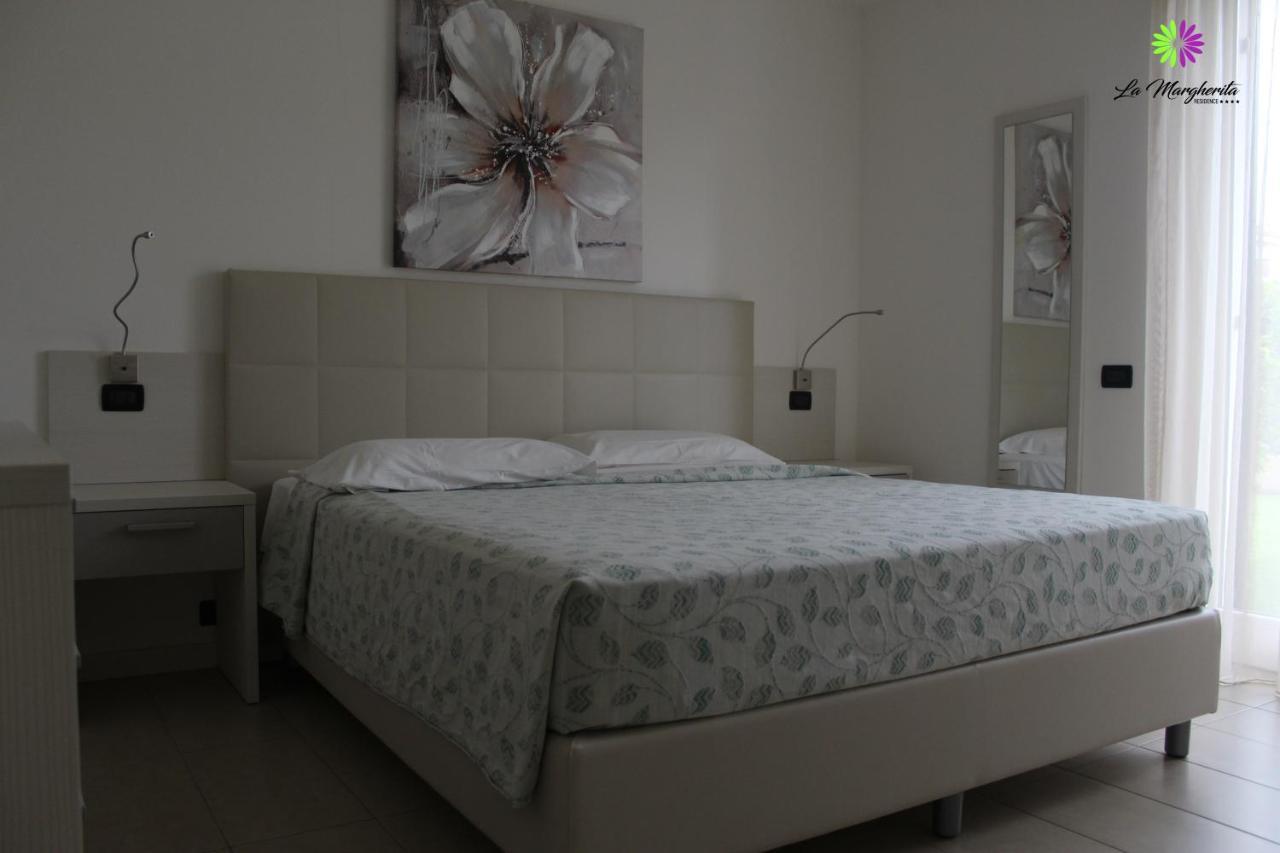 Residence La Margherita Лацизе Екстериор снимка